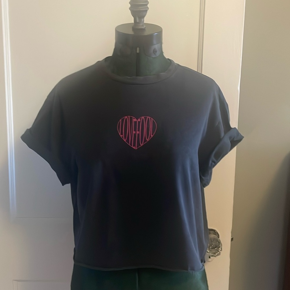 Topshop LOVEFOOL heart graphic crop t-shirt in mineral grey med